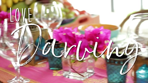 Love Darviny - Tropical Fruits and Tablescapes