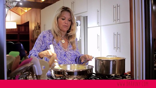 The Love, Darviny Show - How to Make Sautéed Shrimp & Pasta