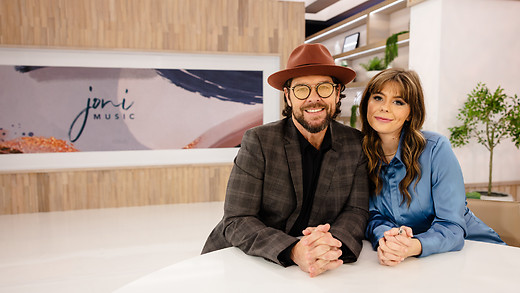Joni Music | Jason & Ashleigh Crabb